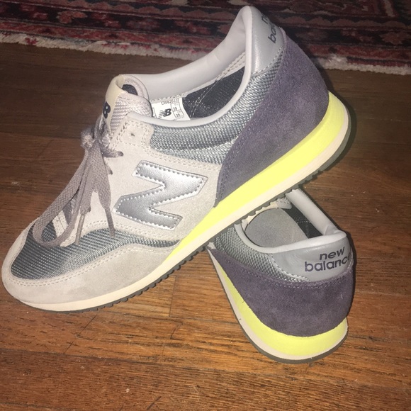 New Balance Shoes - Picture 1 of 8